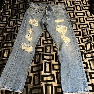 levi jeans size 30 in mens size 27 in women, light wash, worn twice